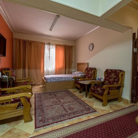 Aisling Apartment Кайро Екстериор снимка