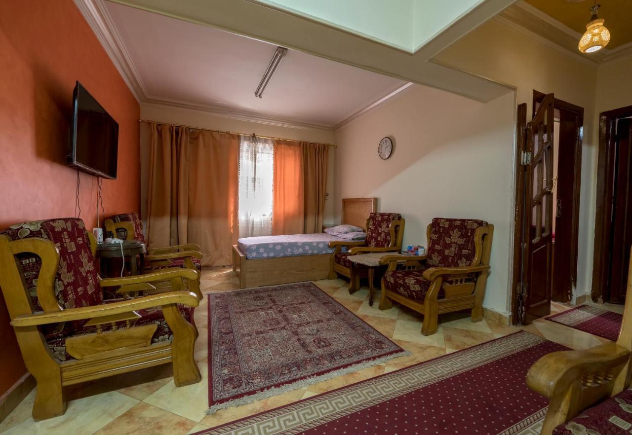 Aisling Apartment Кайро Екстериор снимка